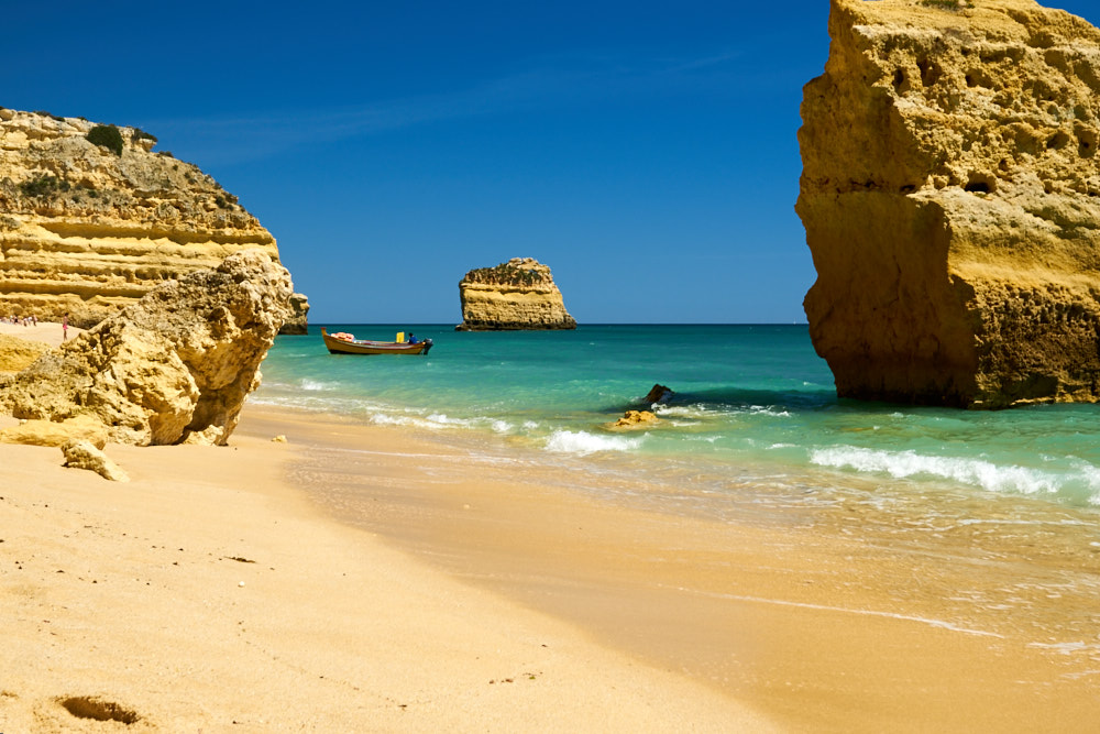 Praia de Marinha, Portugal